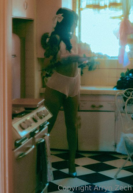 Arryn Zech actriz exclusiva recopilación