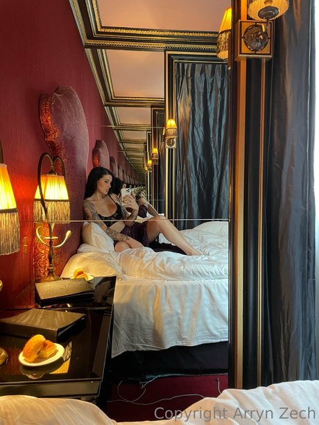 Arryn Zech desnudos estrella porno galerías