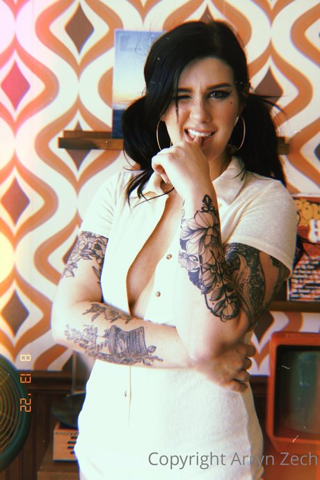 Arryn Zech modèle parfait collection
