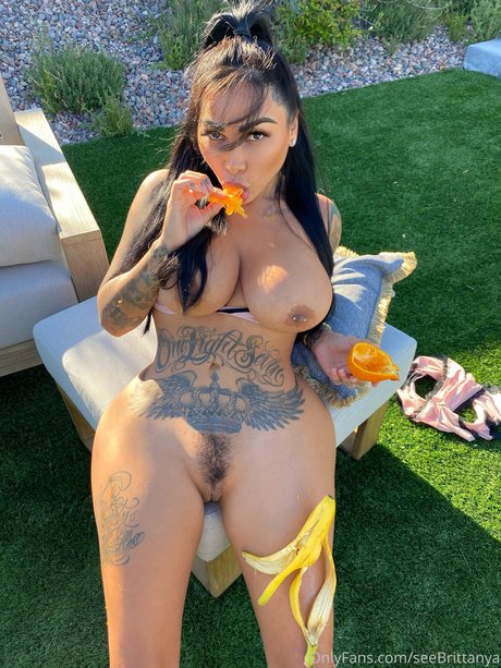 Brittanya Razavi star du porno gratuite photos