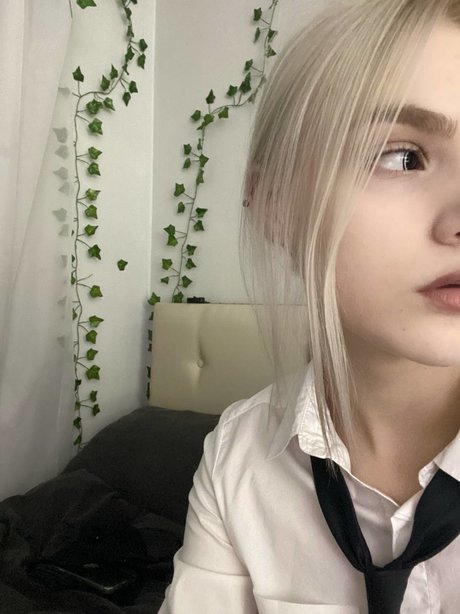 Allotropp star du porno de haute qualité photos