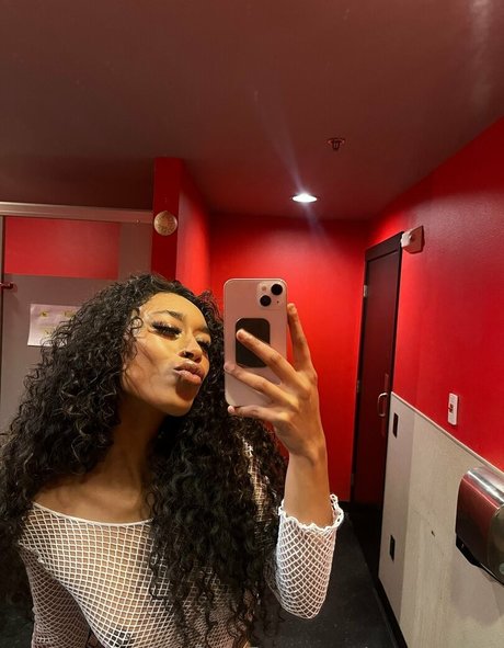 Selfie de semen onlyfans perfecto erótico archivo