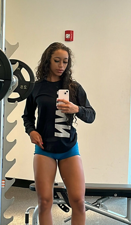 yazzyyams modelo hd imágenes