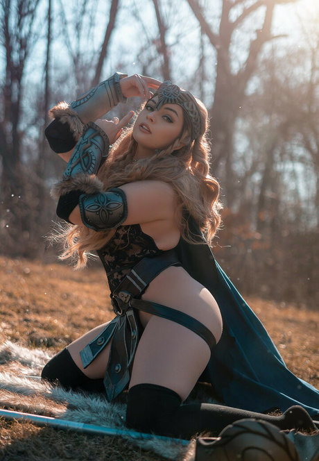 Okicospi hermosa modelo imagen