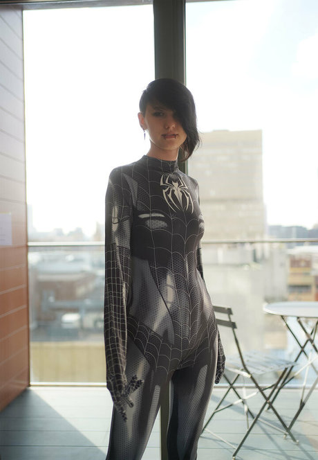 Little Emo Kitten modèle pornographique img