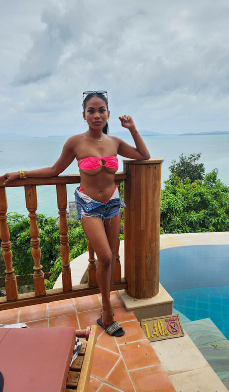 rousse qui gicle sur OnlyFans xxx de haute qualité archive