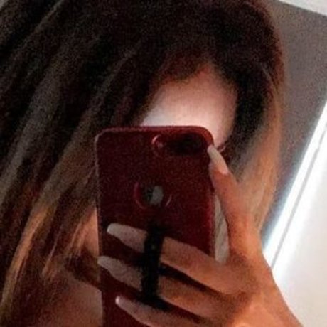 Mimi QS buena estrella porno imagen