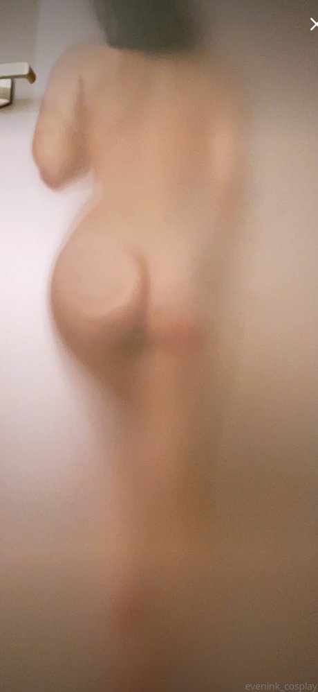 Evenink desnudos de modelos archivo