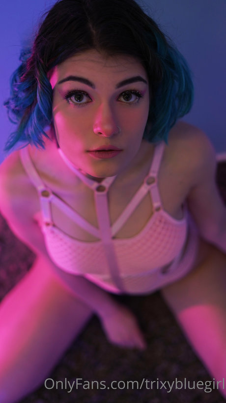 Trixy Blue modelo sexual imagen