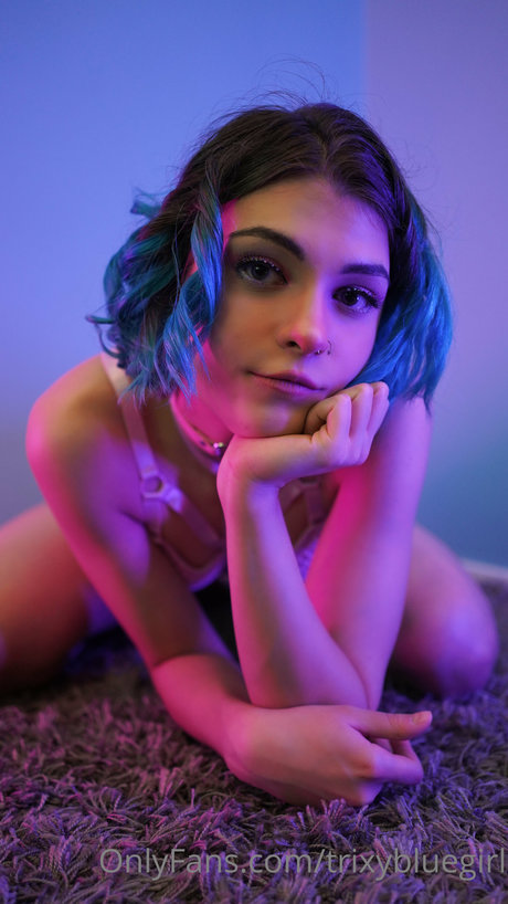 Trixy Blue star du porno gratuit archive