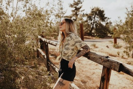 Alysha Nett model beautiful images