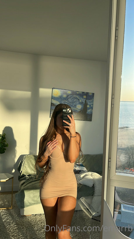 Emarr B actrice porno image