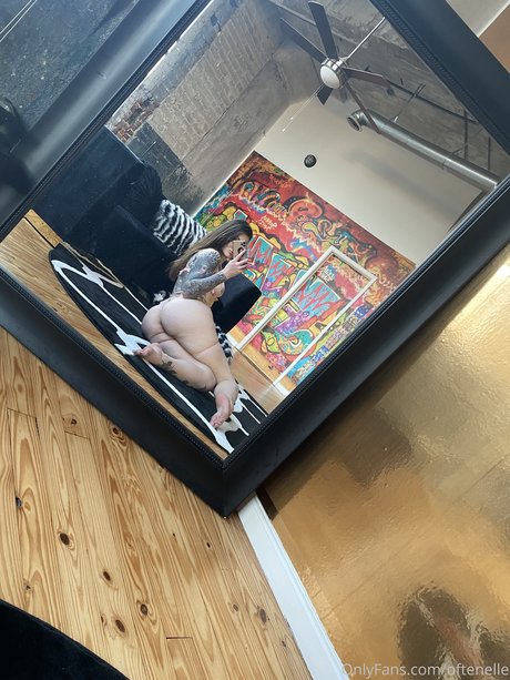 OftenElle desnudos de estrellas porno archivo