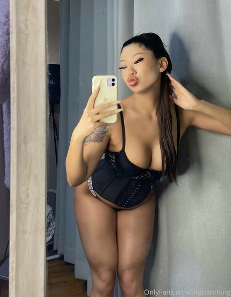 rairainana star du porno chaude img