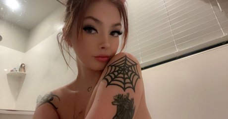 Ivyywaifuu sexo estrella galería