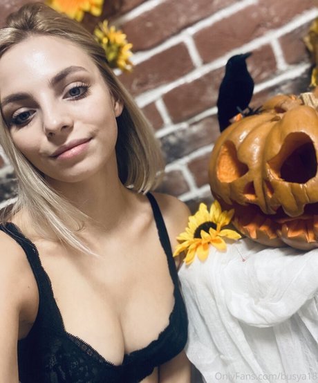 busya18plus star du porno exclusive galerie