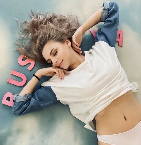 busya18plus modèle hd archive