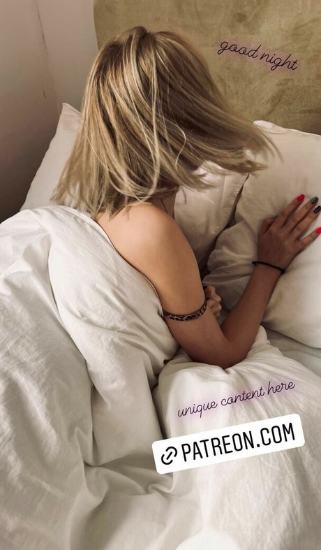 busya18plus hermosa estrella galerías