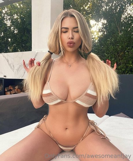 Antje Utgaard estrella erótica fotos