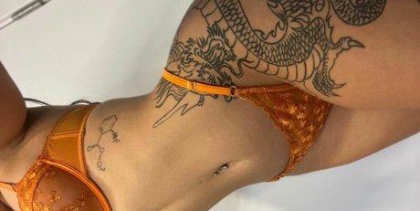 kimwittt pornstar perfect images