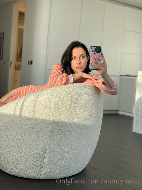 anonymiss1 belle actrice galerie