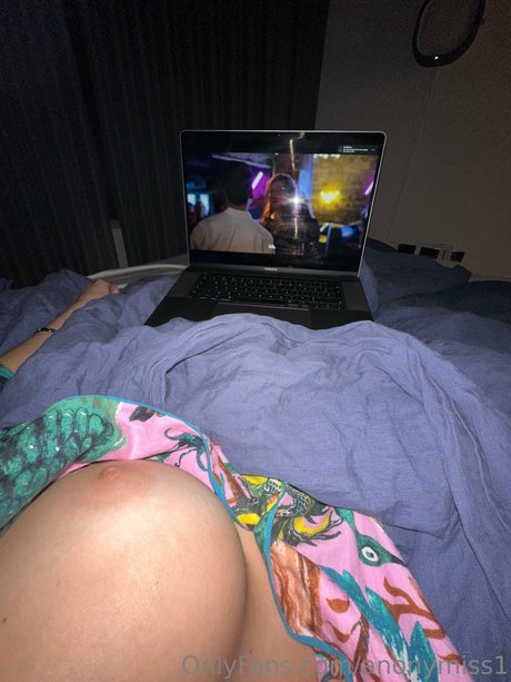 anonymiss1 Miniatura