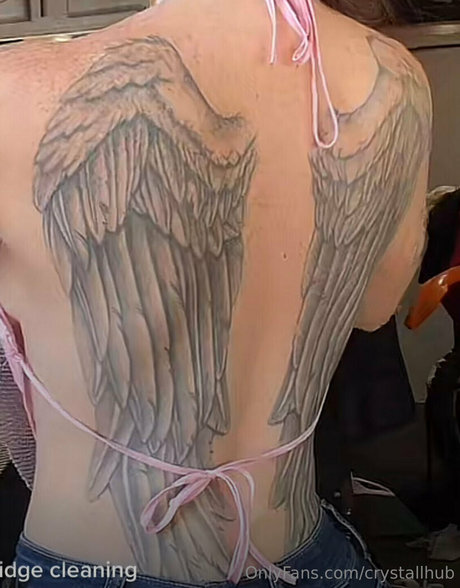 crystallhub modelo mejor foto