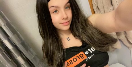 crystallhub desnudos de estrellas porno imágenes