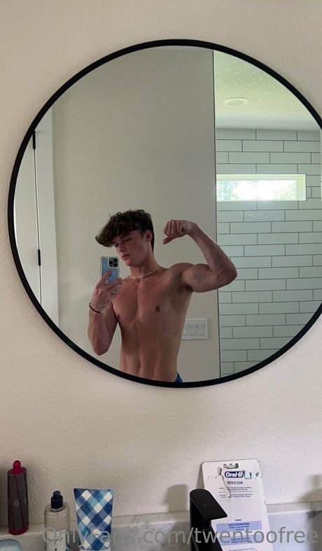 twentoofree sexe star des photos