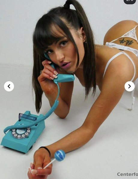 Mayakitty nude model pic