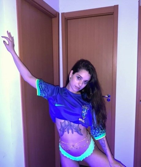 artealtkim modèle nu galerie