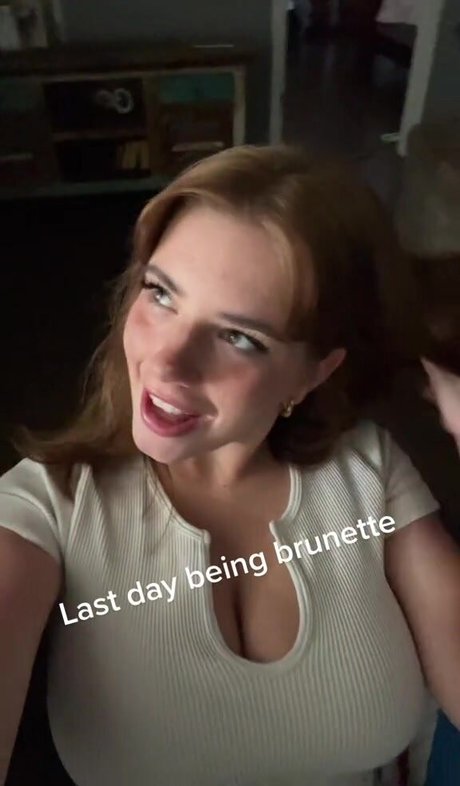 Haley Z modèle archive