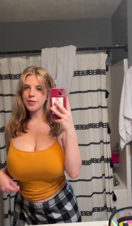 Haley Z bonita estrella porno foto