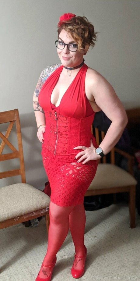 irisreigns arte modelo foto