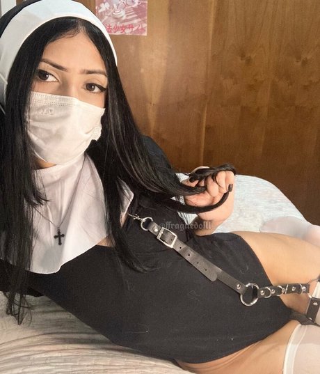 ffragiledoll étoile sexy galerie