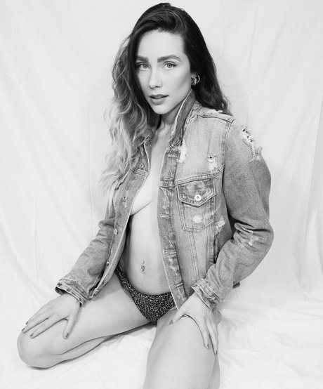 Emma Victoria Louise étoile exclusive collection