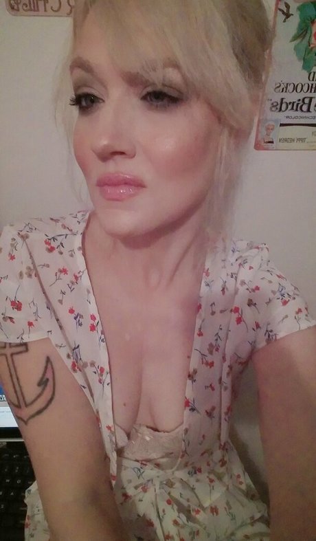 jickyj estrella pornografica foto