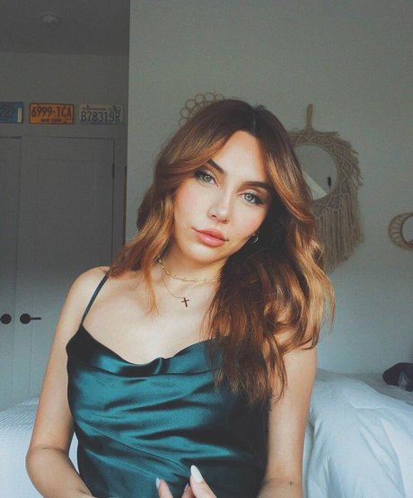 Jessica Ricca étoile xxx galerie