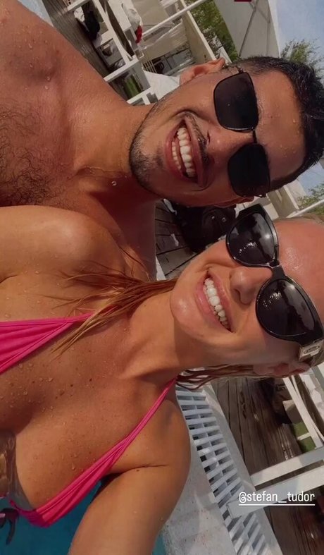 Alexandra Stan actriz libre foto