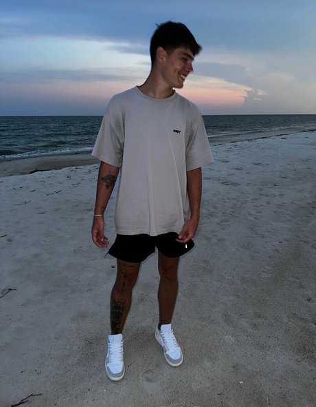 opash actriz adulta galerías