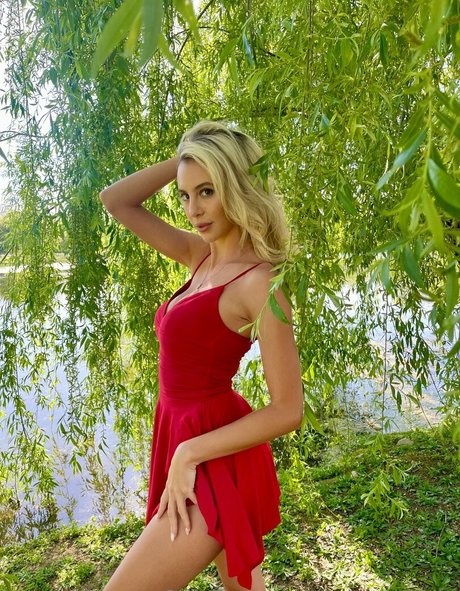 briteresifree estrella porno atractiva galería