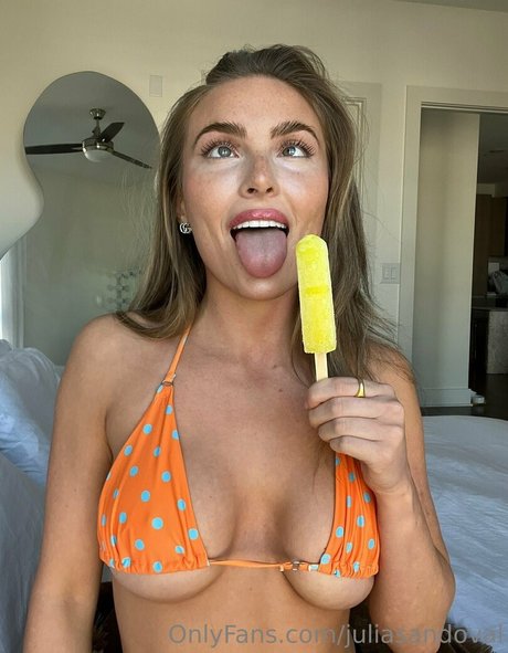 bisexual onlyfans beautiful nude img