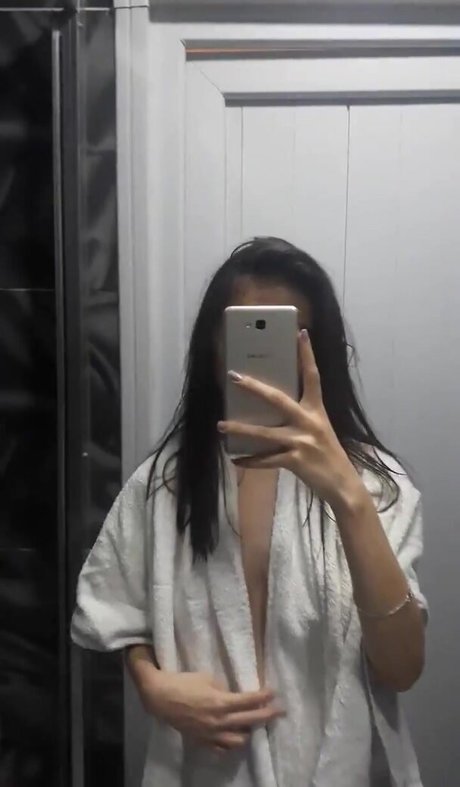 Kubra Yurdakul pornstar naked image