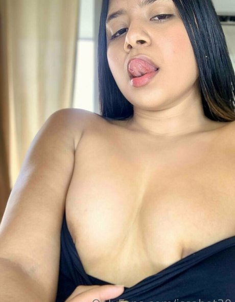 issahot30 star du porno érotique photo