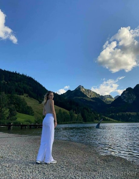 sofiaaaparker estrella libre galerías