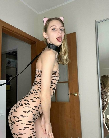 teen orgasm onlyfans pornographic photos
