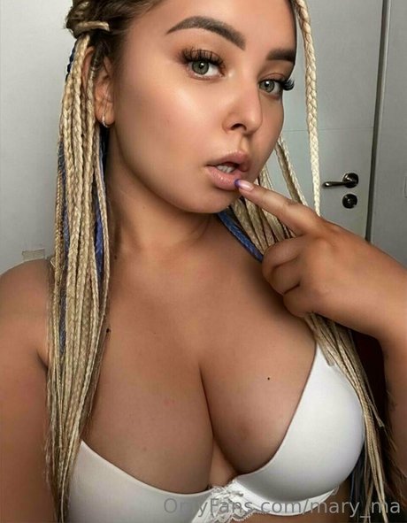 mary ma actrice artistique des photos