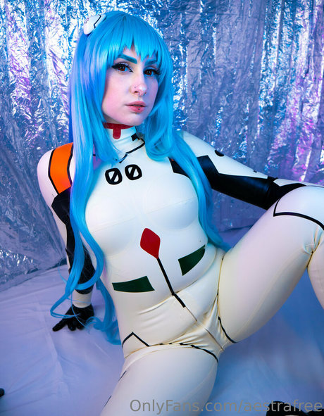 aestrafree actrice sexy photos