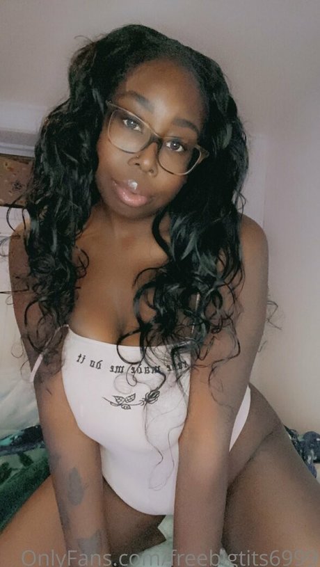 freebigtits6999 modèle gratuit images