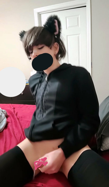 Trappy chan sexy actress image